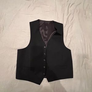 Men’s dress up vest size L brand Apt.9 black prom
